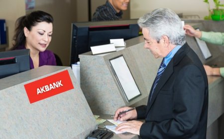 Akbank'tan Emeklilere Çifte Müjde